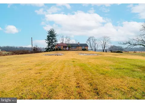 109 Central Schoolhouse, Carneys Point, NJ 08069