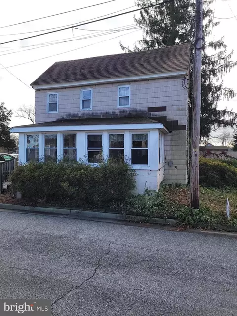 19 Lambert St, Alloway, NJ 08001 photo 2