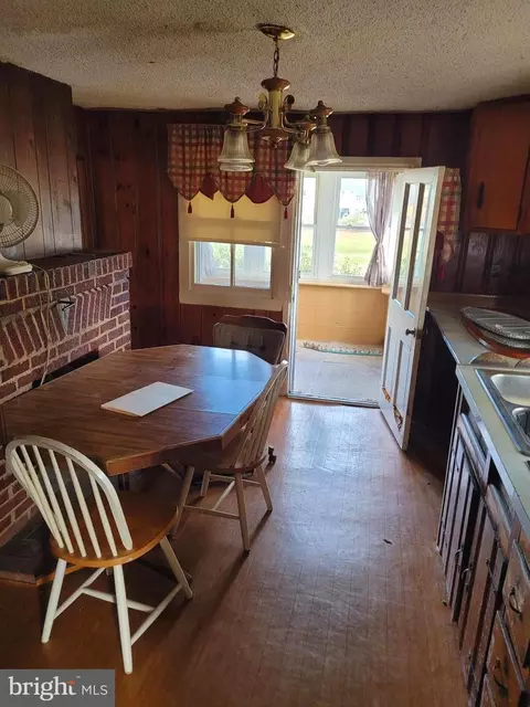 19 Lambert St, Alloway, NJ 08001 photo 4