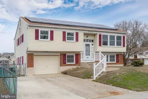 399 Ralphs Ln, Carneys Point, NJ 08069