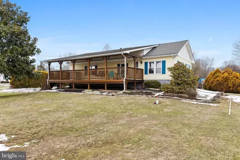 190 Garden Rd, Elmer, NJ 08318