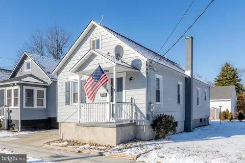 114 Penn St, Penns Grove, NJ 08069