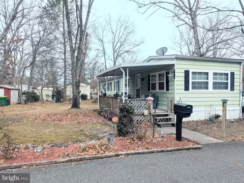 4 Dianna Pl, Pittsgrove, NJ 08318