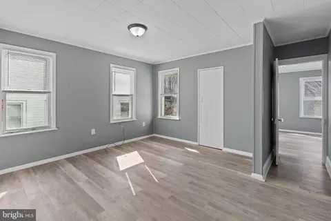 284 286 Grant St, Salem, NJ 08079