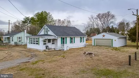 32 Tilbury Rd, Salem, NJ 08079