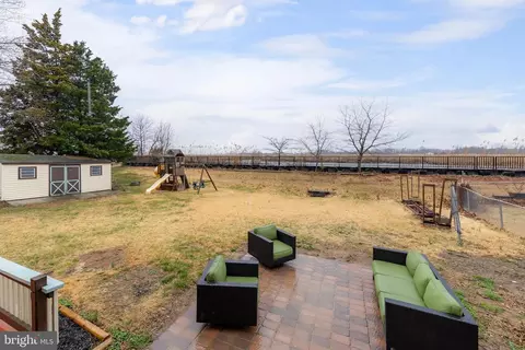 28 Front St, Hancocks Bridge, NJ 08038 photo 6