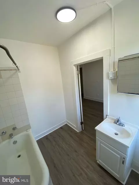Bath - 196 E 198 E Broadway, Salem, NJ 08079 photo 5 of 5