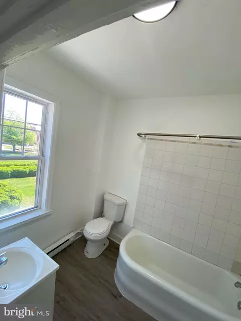 Bath - 196 E 198 E Broadway, Salem, NJ 08079 photo 4 of 5
