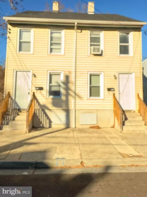 204 206 Wesley St, Salem, NJ 08079