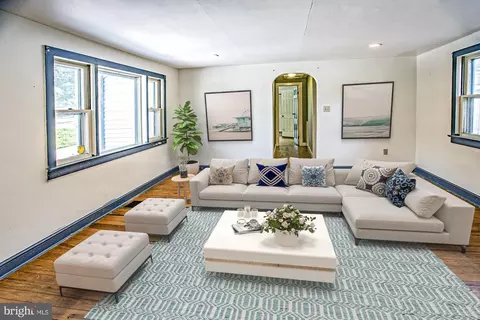 Living - 130 E Main St, Alloway, NJ 08001 photo 3 of 3