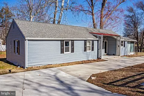 Exterior - 130 E Main St, Alloway, NJ 08001 photo 2 of 3