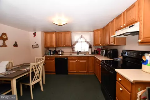 Kitchen - 272 E Broadway, Salem, NJ 08079 photo 2 of 2