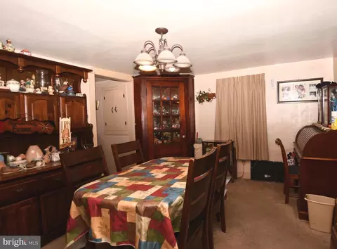 Dining - 272 E Broadway, Salem, NJ 08079 photo 1 of 1