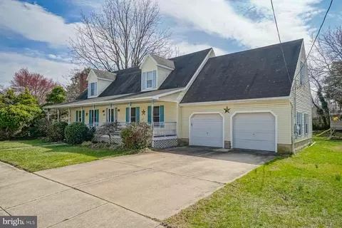 19 Fairview Ave, Pennsville, NJ 08070