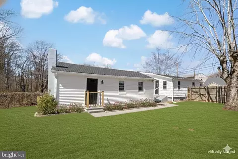70 Perkintown Rd, Pedricktown, NJ 08067