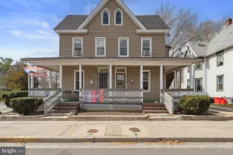 26 State St, Penns Grove, NJ 08069