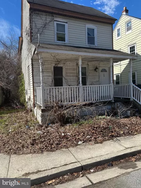 106 W Harmony St, Penns Grove, NJ 08069