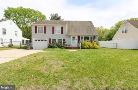 277 Justice Dr, Penns Grove, NJ 08069