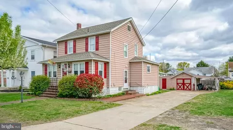 16 Fairview Ave, Pennsville, NJ 08070