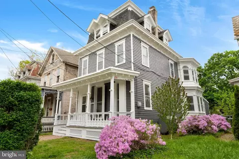 35 Walnut St, Salem, NJ 08079