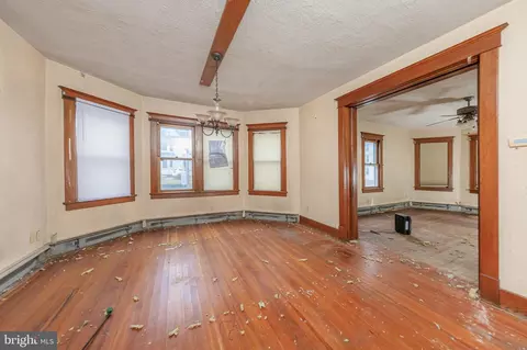 304 E Broadway, Salem, NJ 08079 photo 4