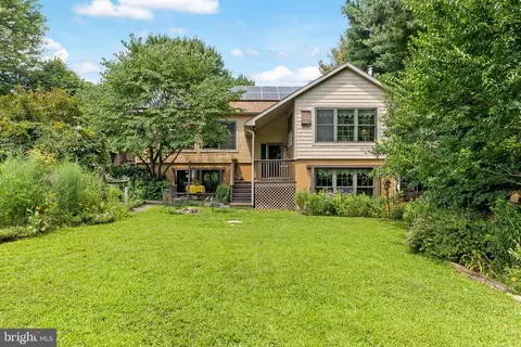 517 Robinson Rd, Carneys Point, NJ 08069