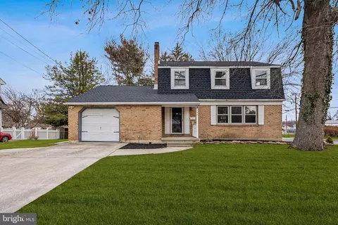 194 Highland Ave, Pennsville, NJ 08070