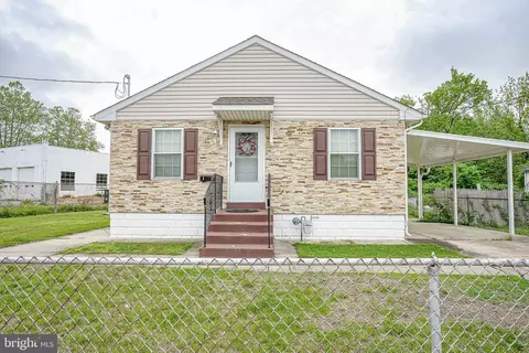 21 S Virginia Ave, Penns Grove, NJ 08069