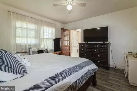 Bedroom - 61 Eighth St, Salem, NJ 08079 photo 4 of 4