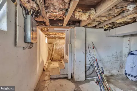 Entry Way - 200 Smith St, Salem, NJ 08079 photo 6 of 6