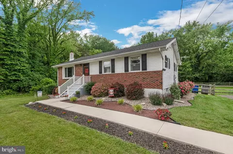 241 Fenwick Rd, Woodstown, NJ 08098