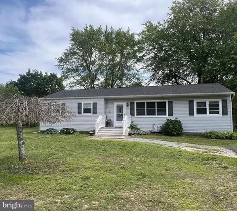 707 Upper Neck Rd, Pittsgrove, NJ 08318