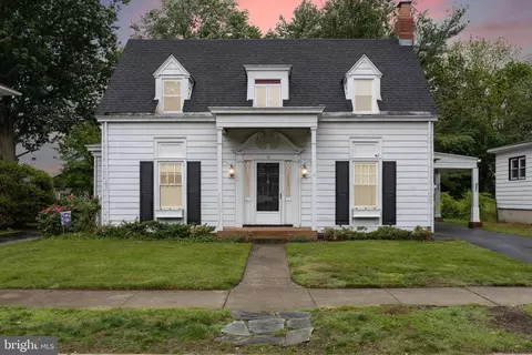 15 E Grant St, Woodstown, NJ 08098