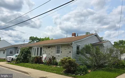 268 Market St, Carneys Point, NJ 08069