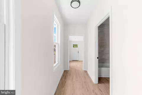 Entry Way - 106 Eighth St, Salem, NJ 08079 photo 3 of 10