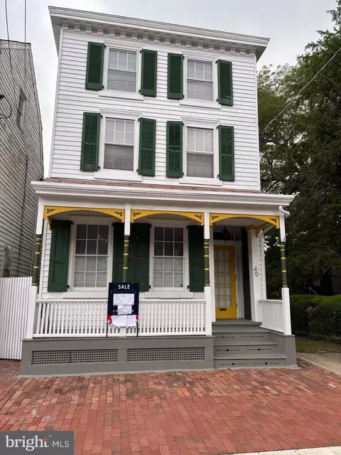 49 Market St, Salem, NJ 08079