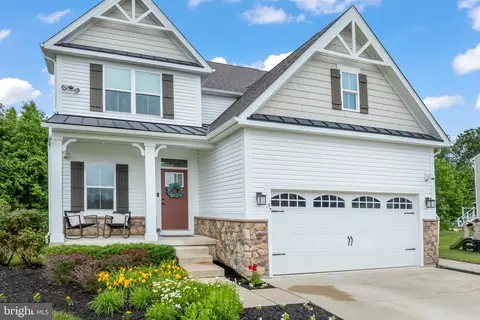 57 Oak Ln, Carneys Point, NJ 08069