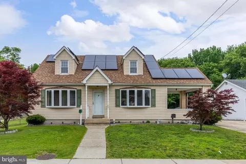 207 E Main St, Penns Grove, NJ 08069