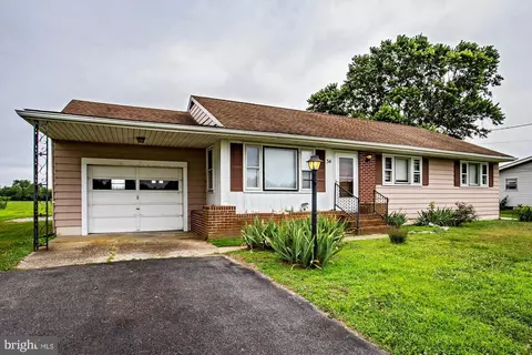 34 Quinton Hancocks Bridge Rd, Salem, NJ 08079