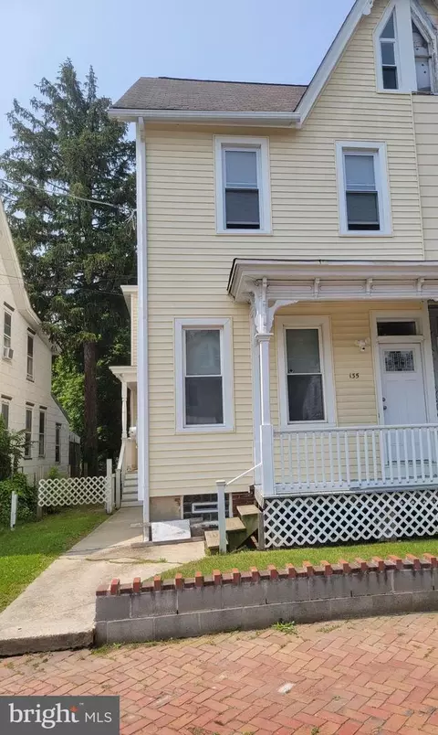 135 Grant St, Salem, NJ 08079