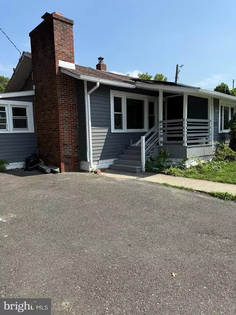 257 A St, Carneys Point, NJ 08069