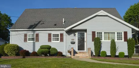 9 Jones Ave, Pennsville, NJ 08070