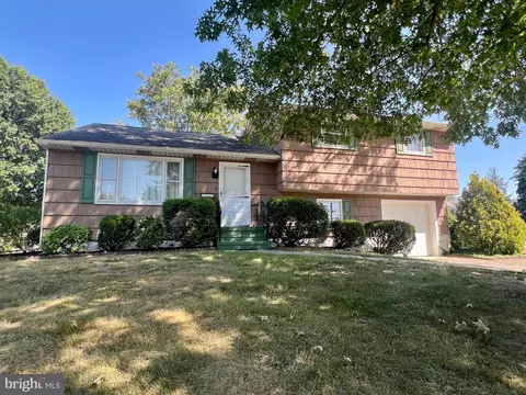 20 Grace Ave, Pennsville, NJ 08070
