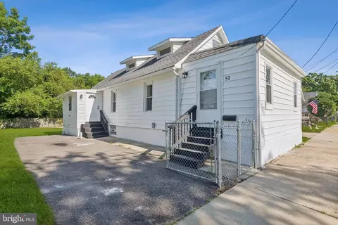51 S Third St, Salem, NJ 08079