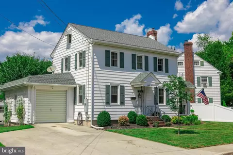 25 Macaltioner Ave, Woodstown, NJ 08098