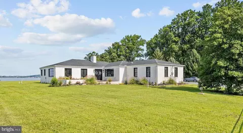 88 Church Landing Rd, Pennsville, NJ 08070