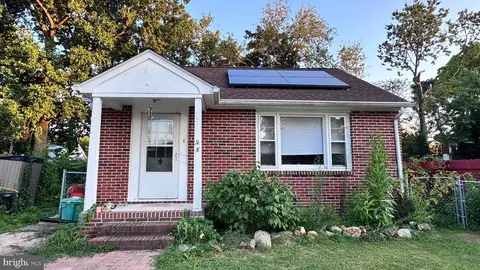 1 Simpson Ln, Carneys Point, NJ 08069