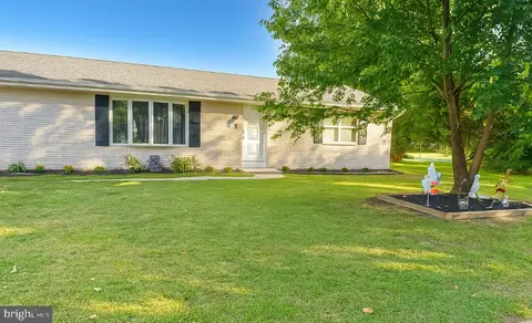 311 Pine St, Carneys Point, NJ 08069