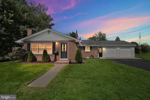 7 Mooreland St, Woodstown, NJ 08098