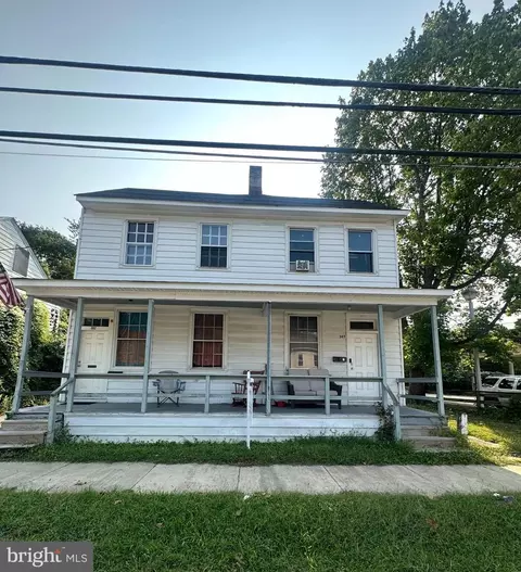 385 E 387 E Broadway, Salem, NJ 08079